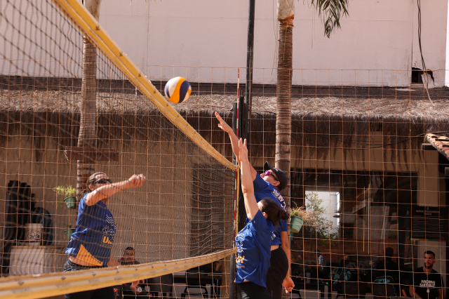 Animação e companheirismo marcam etapa Aparecida dos Jogos de Areia da UniRV